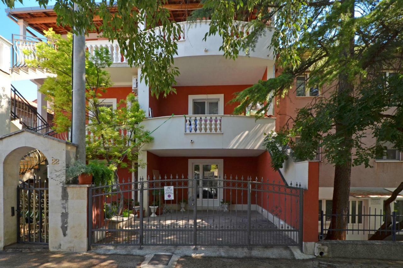 Petra Apartment